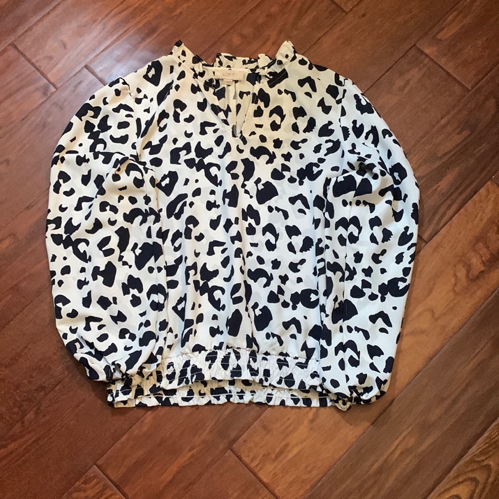 LOfT Outlet blouse; size Small